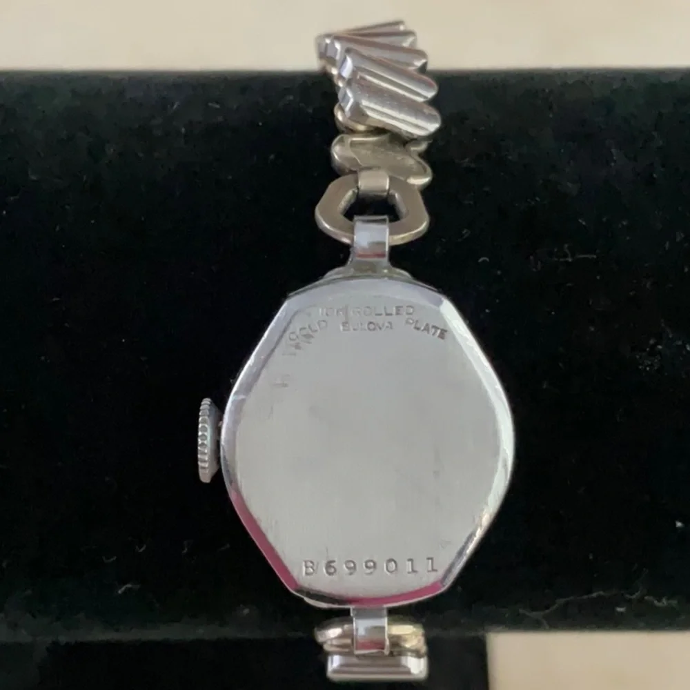 Bulova Watch 10K Gold La Petite Vintage Women Art Deco 1940s For Repair Or Parts